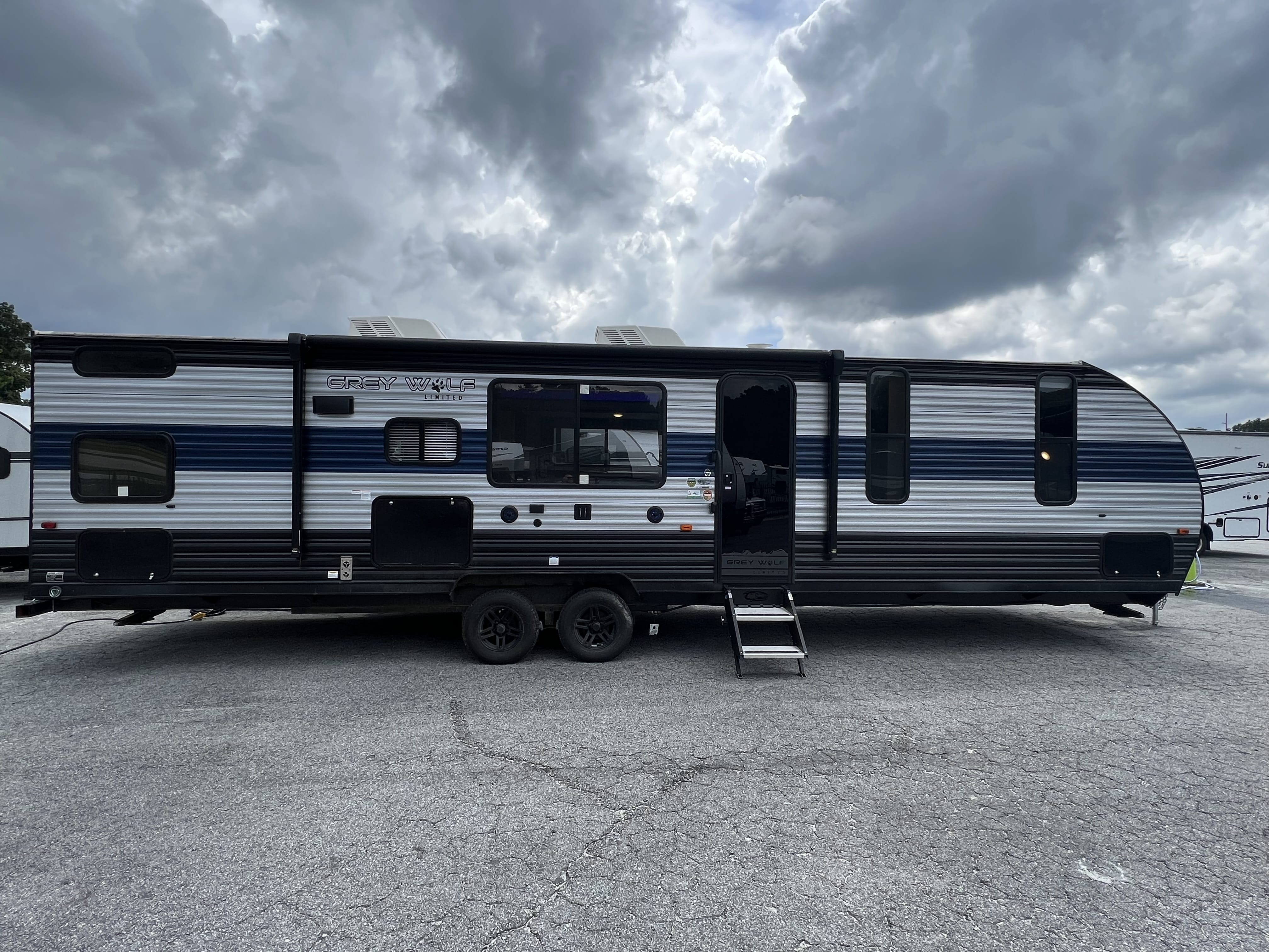 ***NEW*** FOREST RIVER GREY WOLF 29BRB RV Sales